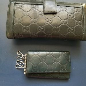Authentic Gucci wallet and matching keyholder